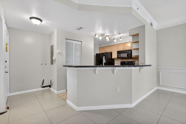 175 Galicia Way 209, Jupiter, FL 33458