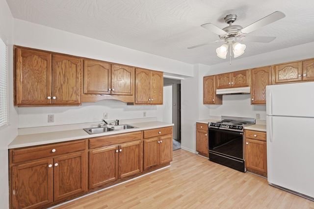 221 S Baker Avenue, Lancaster, OH 43130