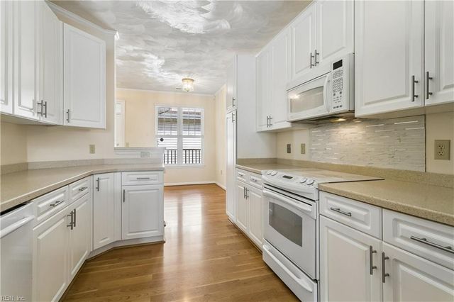 2992 Shore Dr Unit 304, Virginia Beach, VA 23451