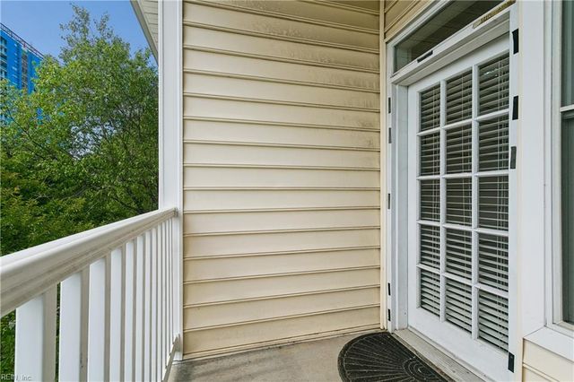 2992 Shore Dr Unit 304, Virginia Beach, VA 23451