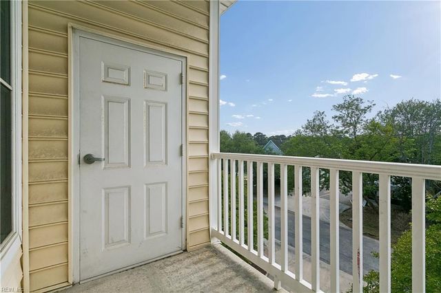 2992 Shore Dr Unit 304, Virginia Beach, VA 23451