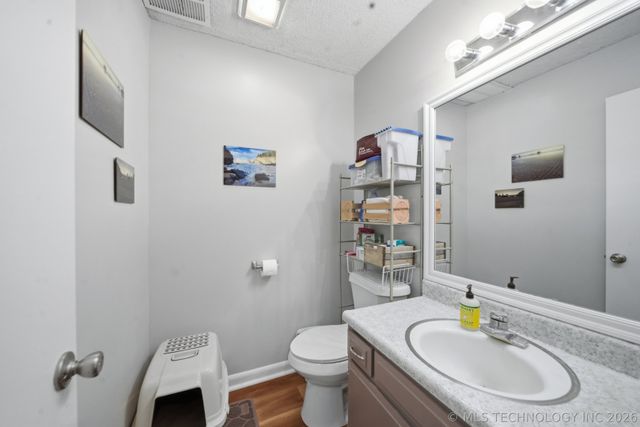 2416 92nd East Avenue, Tulsa, OK 74129