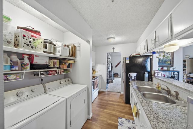 2416 92nd East Avenue, Tulsa, OK 74129