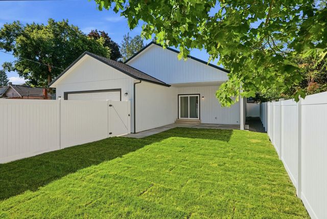1500 E North Ave, Spokane, WA 99207