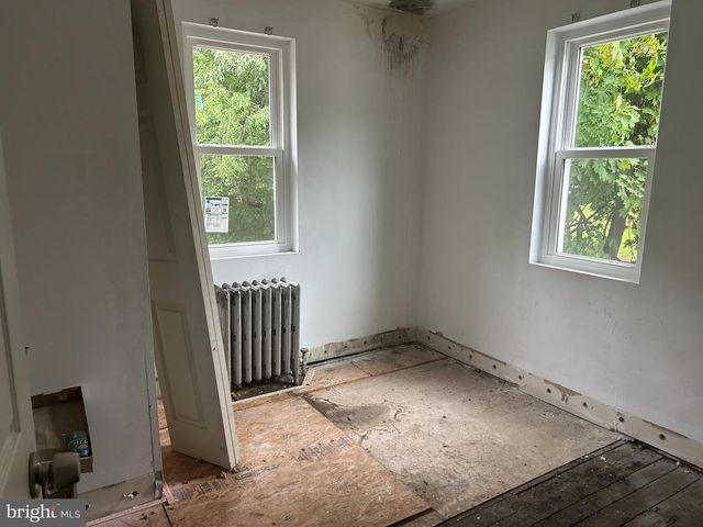 145 GLOUCESTER AVE, Lawnside, NJ 08045