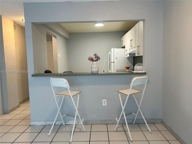 1250 NE 125th St 208C, North Miami, FL 33161