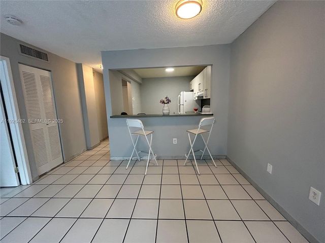 1250 NE 125th St 208C, North Miami, FL 33161