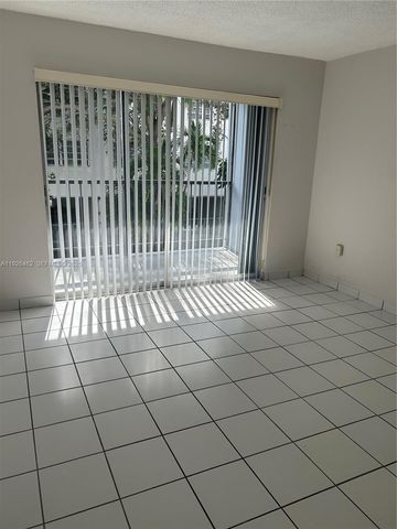 1250 NE 125th St 208C, North Miami, FL 33161