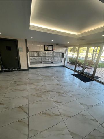 1250 NE 125th St 208C, North Miami, FL 33161