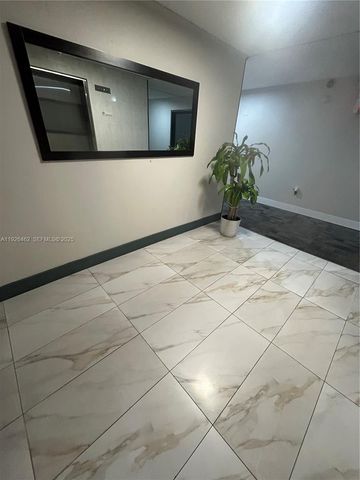 1250 NE 125th St 208C, North Miami, FL 33161