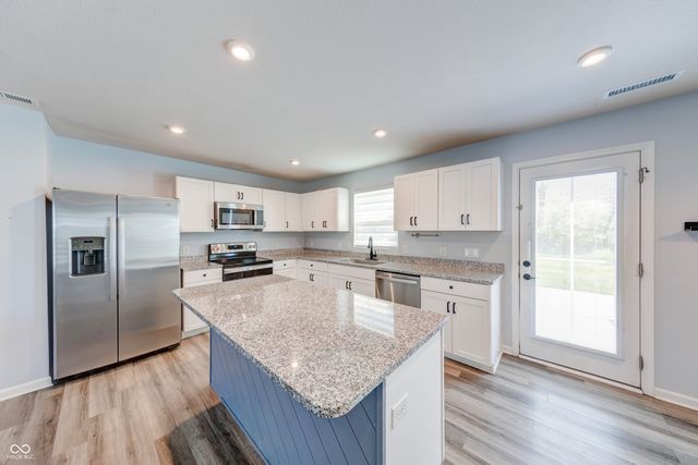 9758 Oak Grove Drive, Pendleton, IN 46064