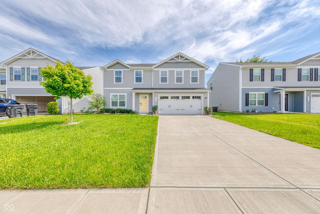 9758 Oak Grove Drive, Pendleton, IN 46064