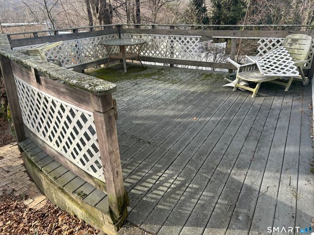 25 Joseph Road, Naugatuck, CT 06770