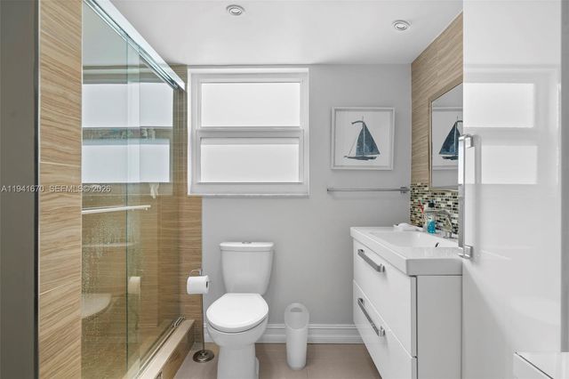 4030 W Palm Aire Dr 408, Pompano Beach, FL 33069