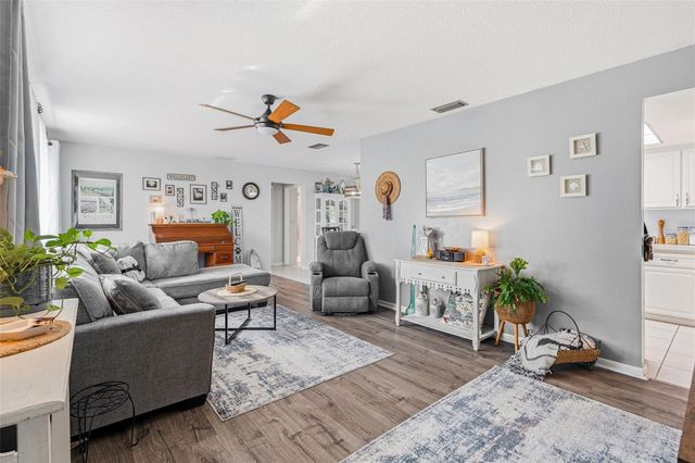 2440 AUBURN BOULEVARD, Port Charlotte, FL 33948
