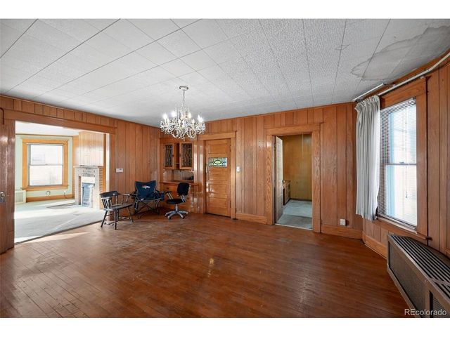 107 S 4th Ave, Brighton, CO 80601