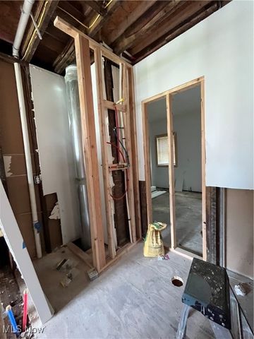 1504 E 106th Street, Cleveland, OH 44106