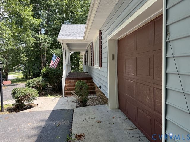 4603 Edenton Pl, Chester, VA 23831