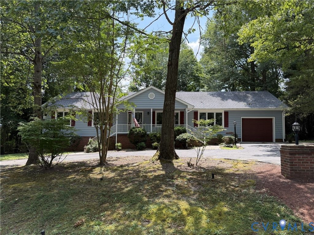 4603 Edenton Pl, Chester, VA 23831