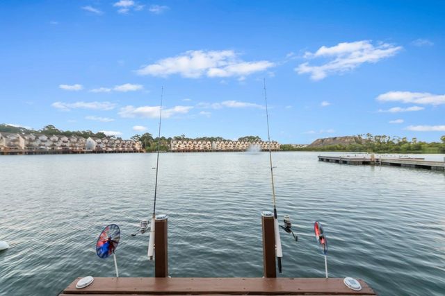 4765 Arco Lane, North Charleston, SC 29418