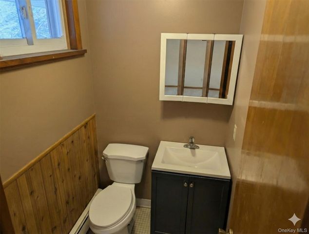 7 Brookland Farms Road, Poughkeepsie, NY 12601