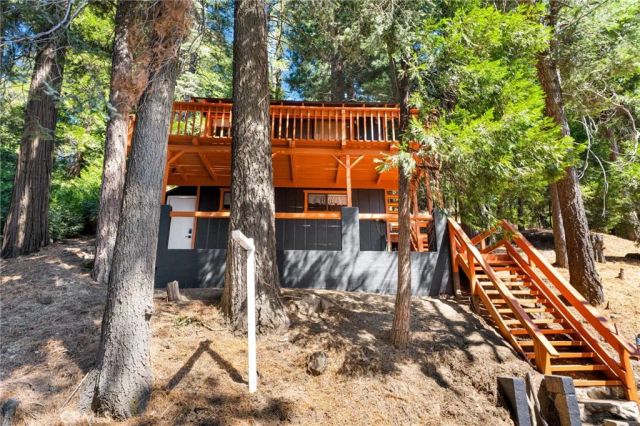 739 Lake Drive, Lake Arrowhead, CA 92385