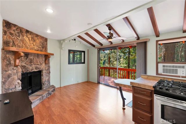 739 Lake Drive, Lake Arrowhead, CA 92385