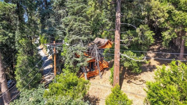 739 Lake Drive, Lake Arrowhead, CA 92385