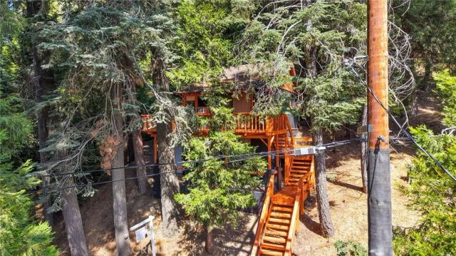 739 Lake Drive, Lake Arrowhead, CA 92385