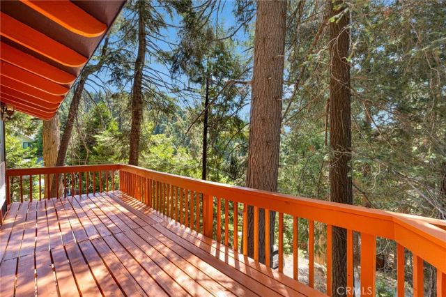 739 Lake Drive, Lake Arrowhead, CA 92385