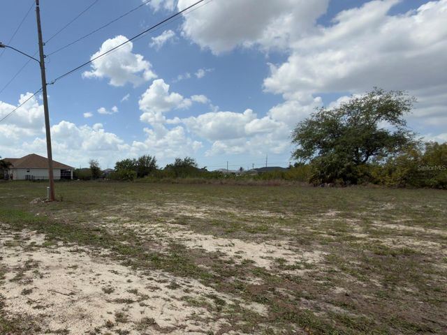 2206 NE 1ST PLACE, Cape Coral, FL 33909