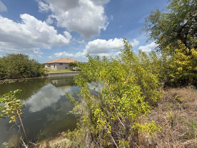 2206 NE 1ST PLACE, Cape Coral, FL 33909