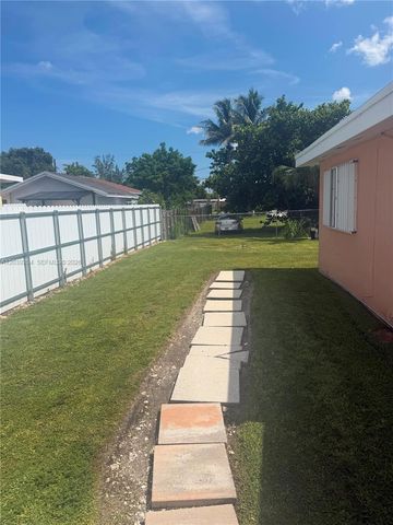 12150 SW 213th Ter, Miami, FL 33177