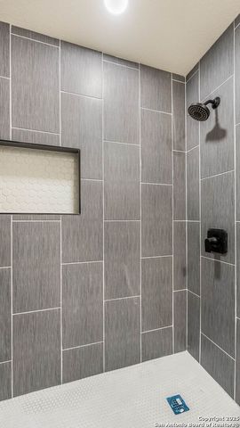 6335 Marrogot Run, San Antonio, TX 78233