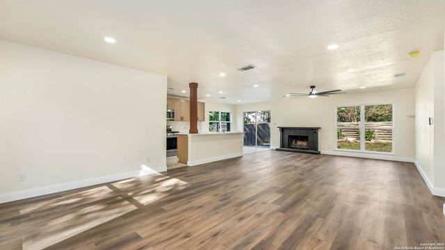 6335 Marrogot Run, San Antonio, TX 78233