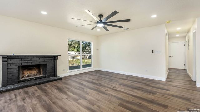 6335 Marrogot Run, San Antonio, TX 78233