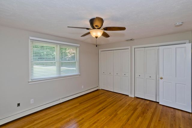 37 Cooper Rd, Northbridge, MA 01534
