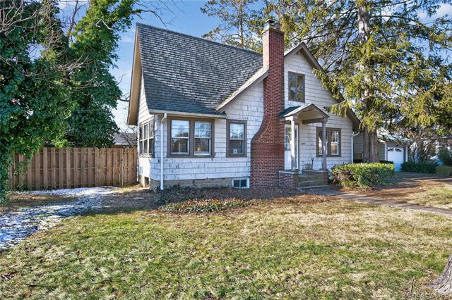 2934 Dahlia Avenue, Baldwin, NY 11510