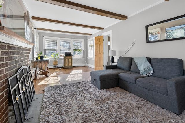 2934 Dahlia Avenue, Baldwin, NY 11510