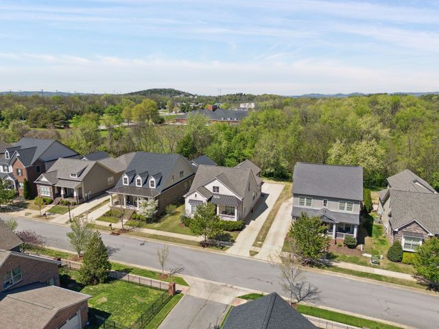 804 Charming Ct, Franklin, TN 37064