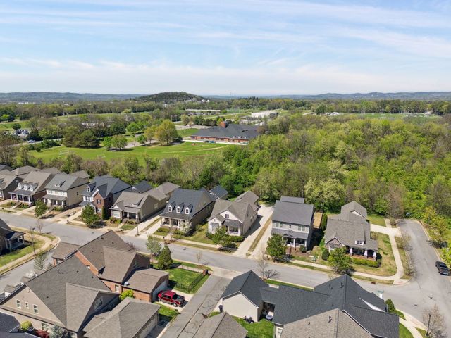 804 Charming Ct, Franklin, TN 37064