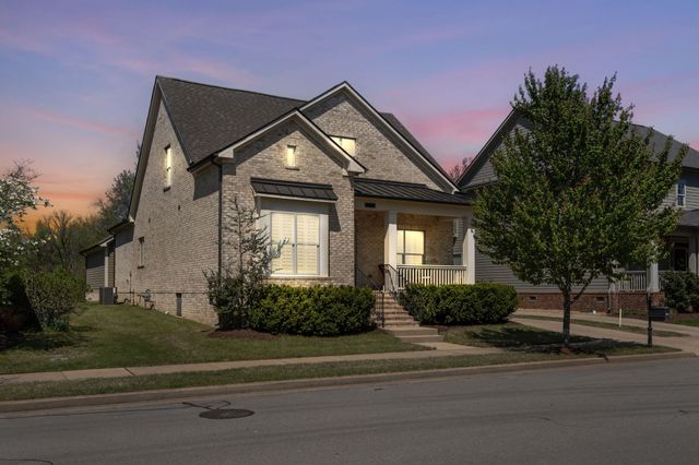 804 Charming Ct, Franklin, TN 37064