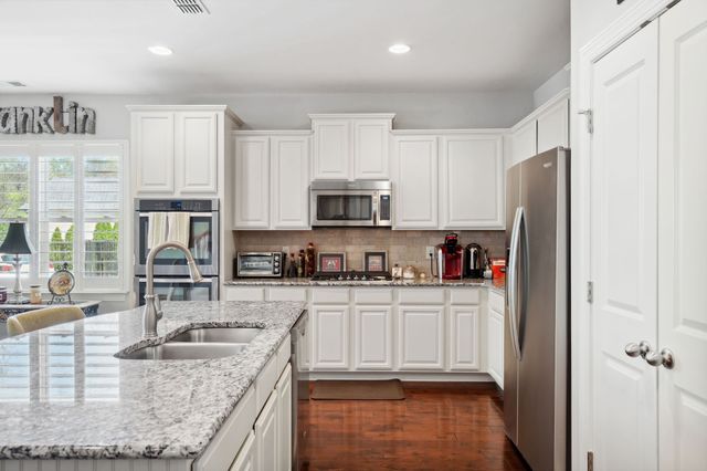 804 Charming Ct, Franklin, TN 37064