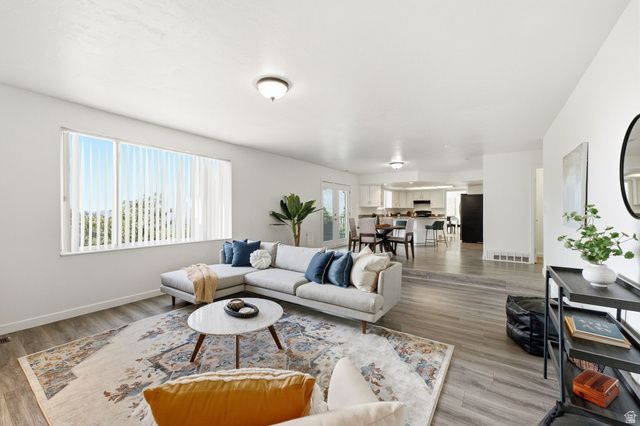 2902 S 650 E, Bountiful, UT 84010