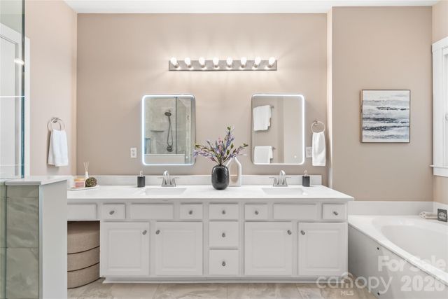 2208 Henery Tuckers Court, Charlotte, NC 28270