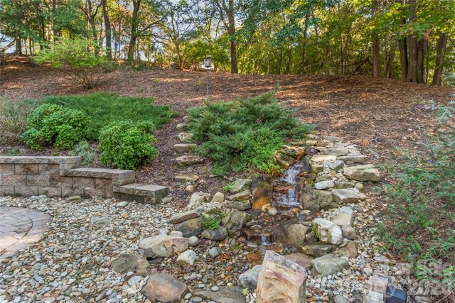 2208 Henery Tuckers Court, Charlotte, NC 28270