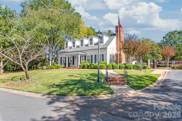2208 Henery Tuckers Court, Charlotte, NC 28270