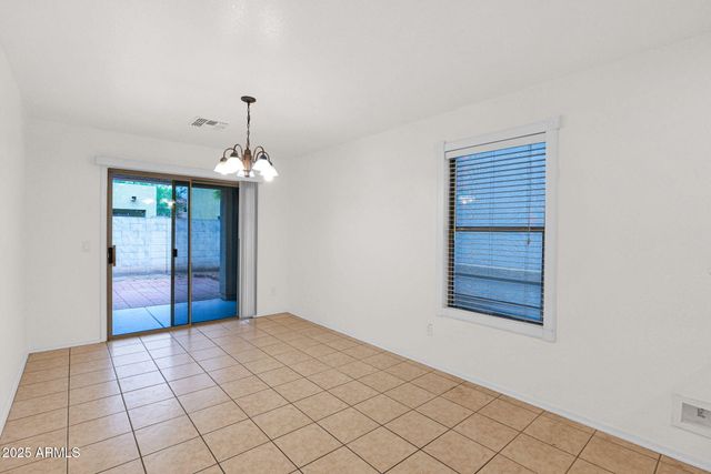 8842 E PORTOBELLO Avenue, Mesa, AZ 85212