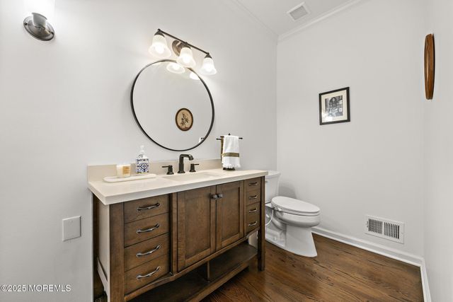 5 Willow Court, Stafford, NJ 08050