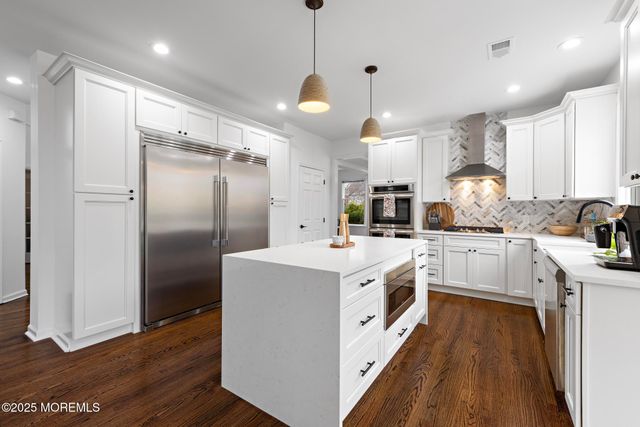 5 Willow Court, Stafford, NJ 08050